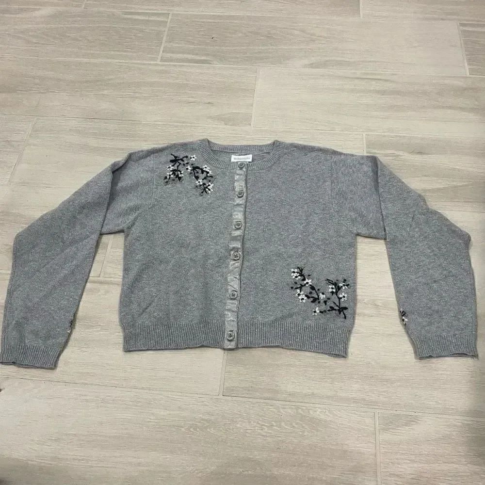 Gymboree Gray Sweater With Flowers